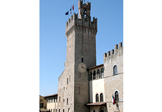 アレッツォ市庁舎の時計塔